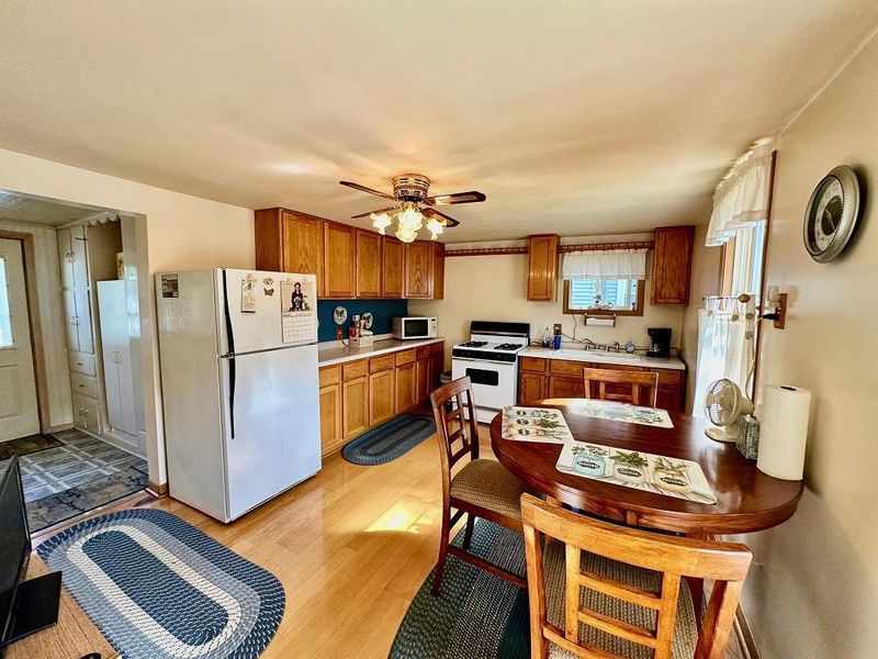 818 E Washington St, Durand, WI 54736