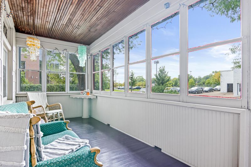 726 Curfew St, Saint Paul, MN 55114