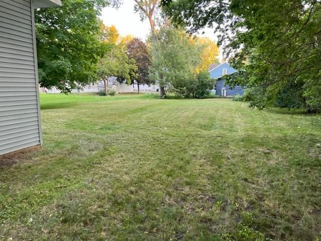 340 E 4th St, Litchfield, MN 55355