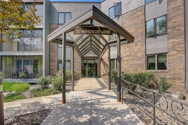 20 Windsor Ln #312A, New Brighton, MN 55112
