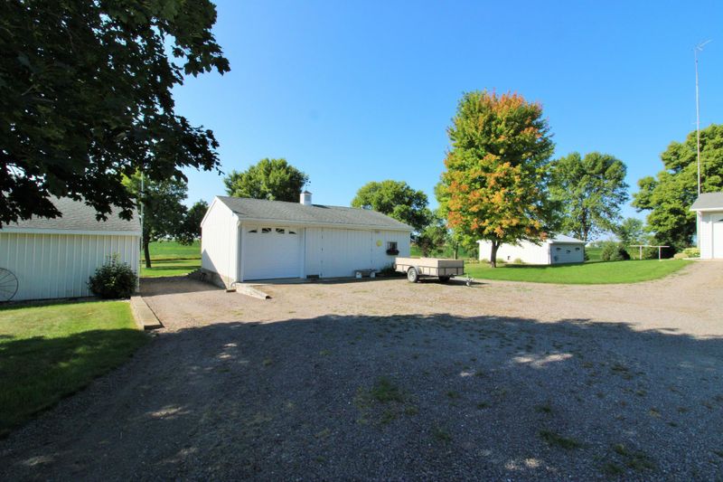 7200 60th St SW, Willmar, MN 56201