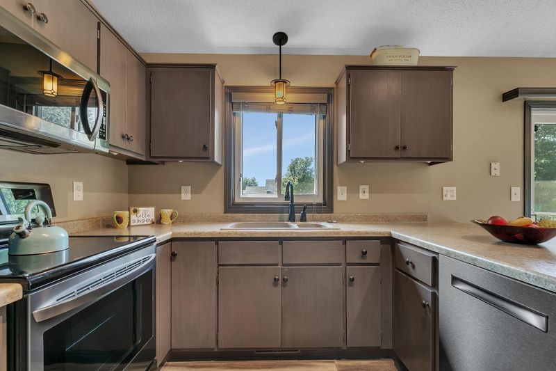 700 Edinburgh St, Sartell, MN 56377