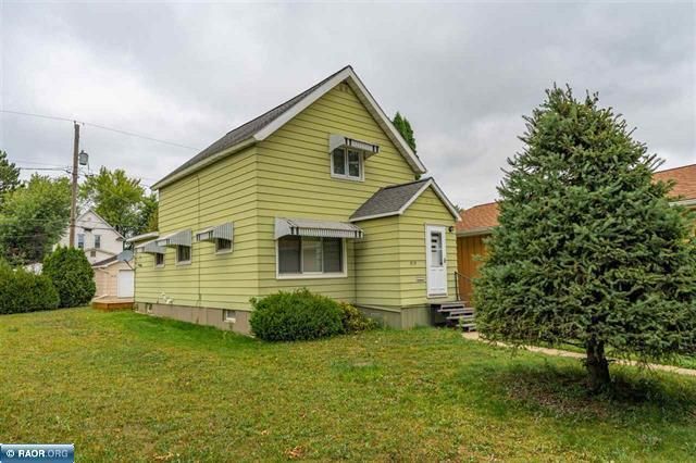 519 15th Bend N, Virginia, MN 55792