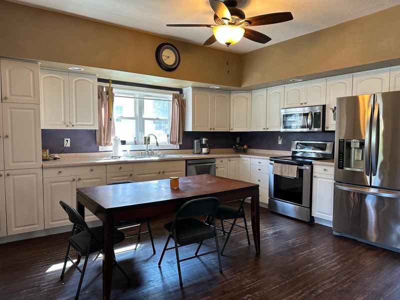 213 1st St SE, Elbow Lake, MN 56531