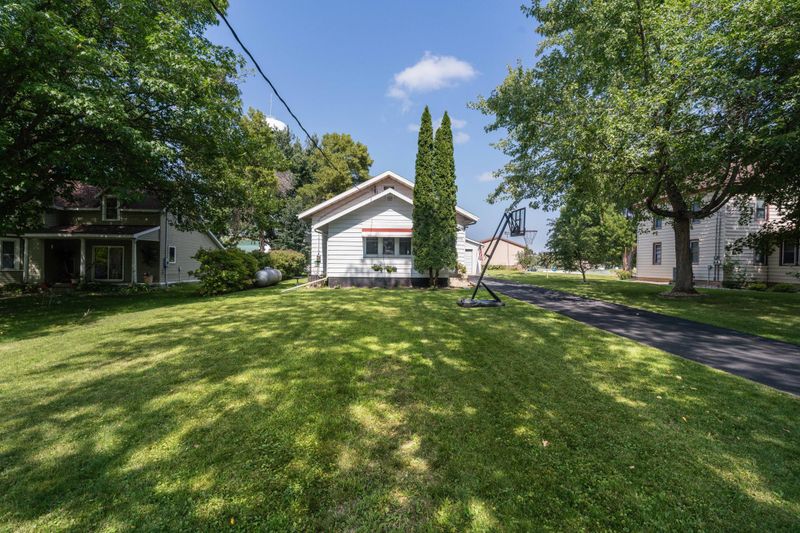 310 Carolina Ave, Hoffman, MN 56339