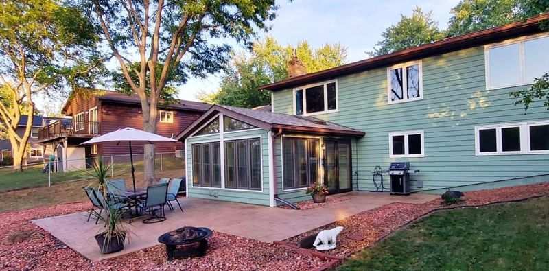 156 Tamarack Ct, Stillwater, MN 55082