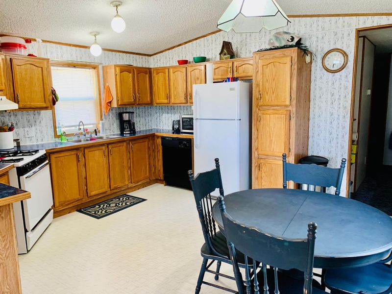 2769 28th St Nw #110, Baudette, MN 56623