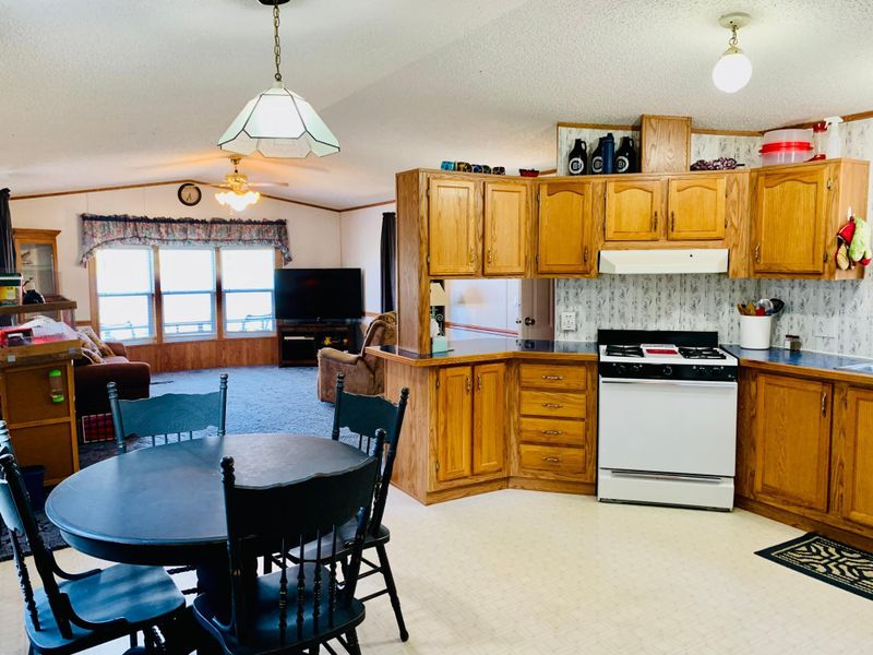 2769 28th St Nw #110, Baudette, MN 56623