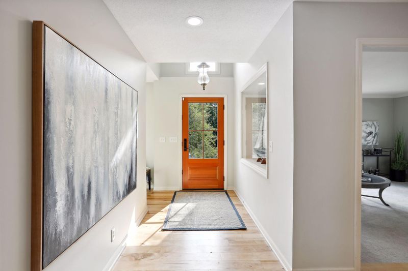 5228 Larada Ln, Edina, MN 55436