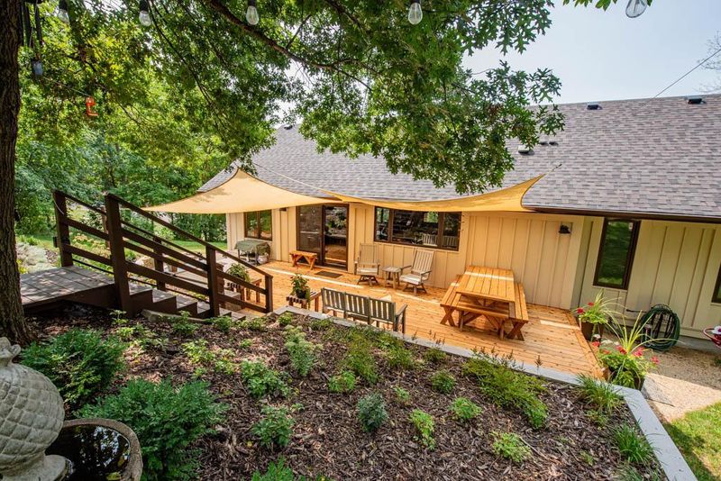 3621 Westmark Dr, Minnetonka, MN 55345