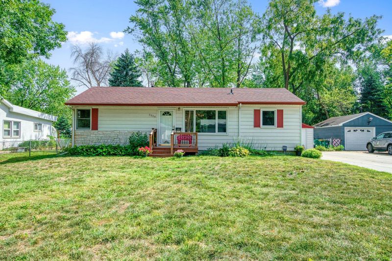 5324 Pennsylvania Ave N, New Hope, MN 55428