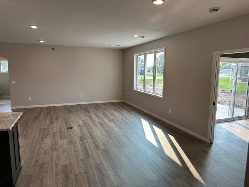 1806 Grove Loop, Saint Cloud, MN 56303