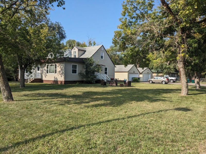 2010 111th Ln NW, Coon Rapids, MN 55433