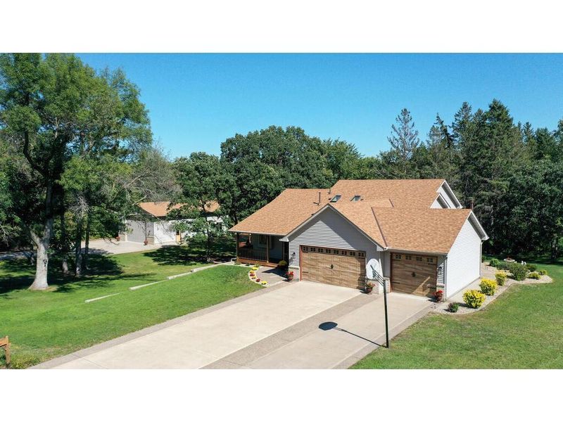 17473 Xenia St NW, Andover, MN 55304