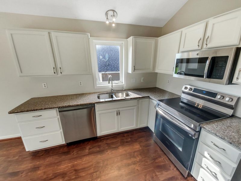 1214 Spruce St, Farmington, MN 55024
