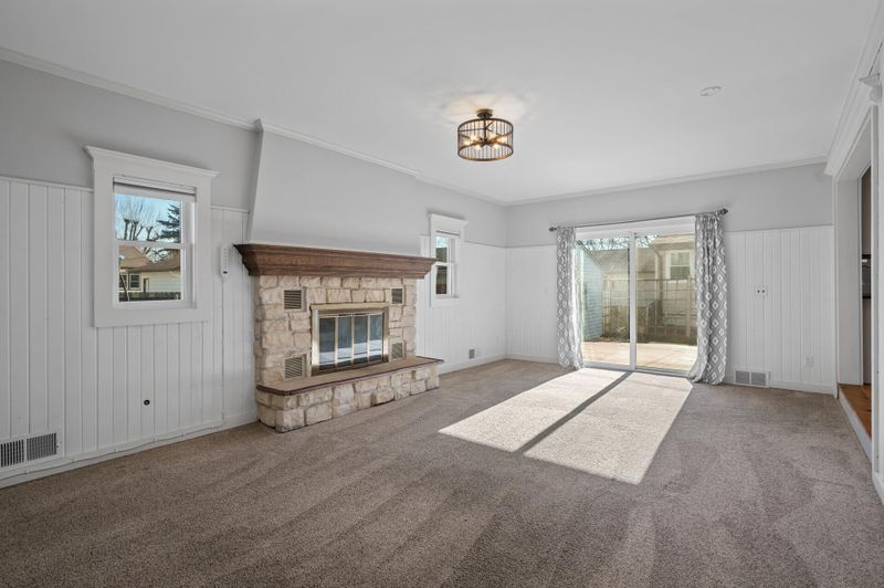 524 2nd Ave NE, Osseo, MN 55369
