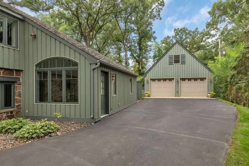 729 N Park Pl, Saint Cloud, MN 56301