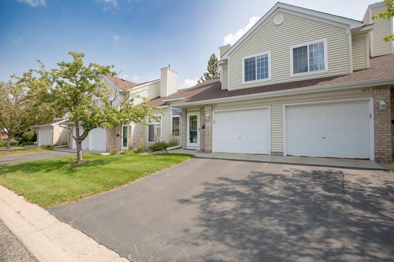 15325 Greenhaven Ln #104, Burnsville, MN 55306
