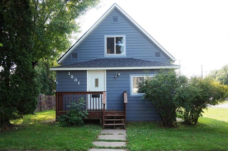 1231 Tainter St, Menomonie, WI 54751
