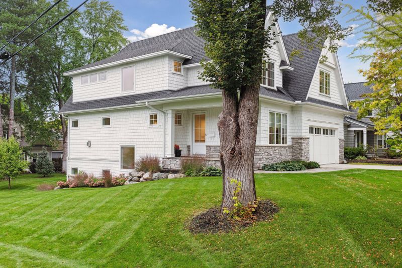 5436 Park Pl, Edina, MN 55424