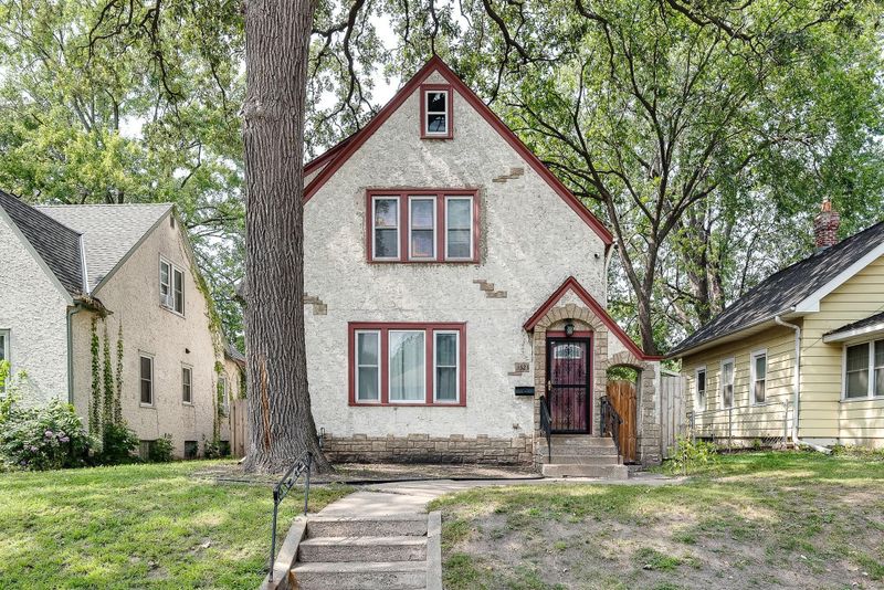 3523 James Ave N, Minneapolis, MN 55412