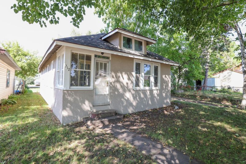 212 Winona Ave, Ironton, MN 56455