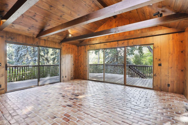 3060 Woodlark Ln, Eagan, MN 55121