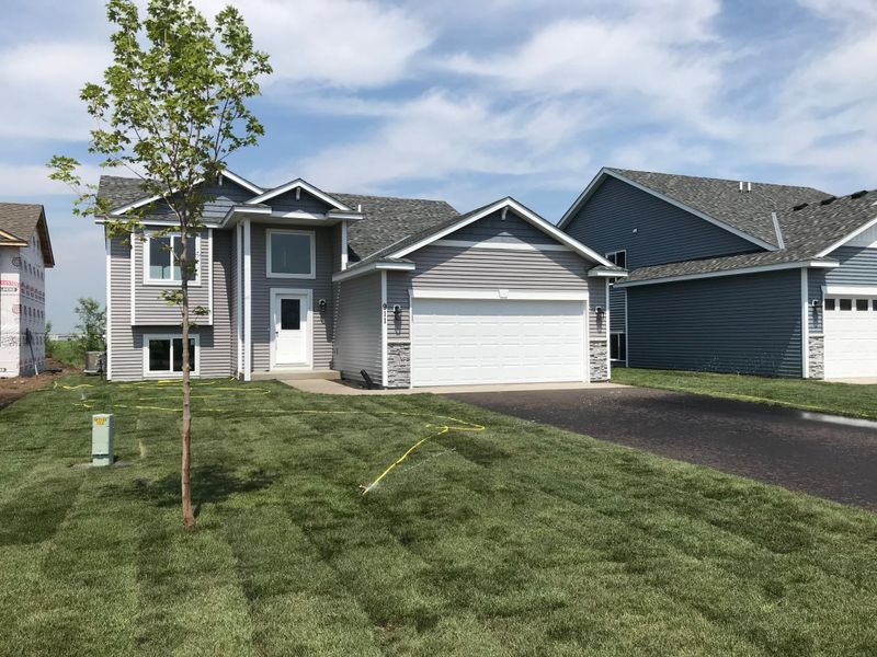 231 Chatter Cir NE, Kimball, MN 55353