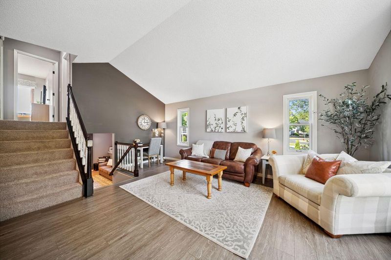 18836 Broadmoore Dr, Eden Prairie, MN 55346