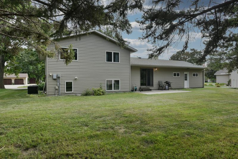 1900 20th Ave SW, Willmar, MN 56201