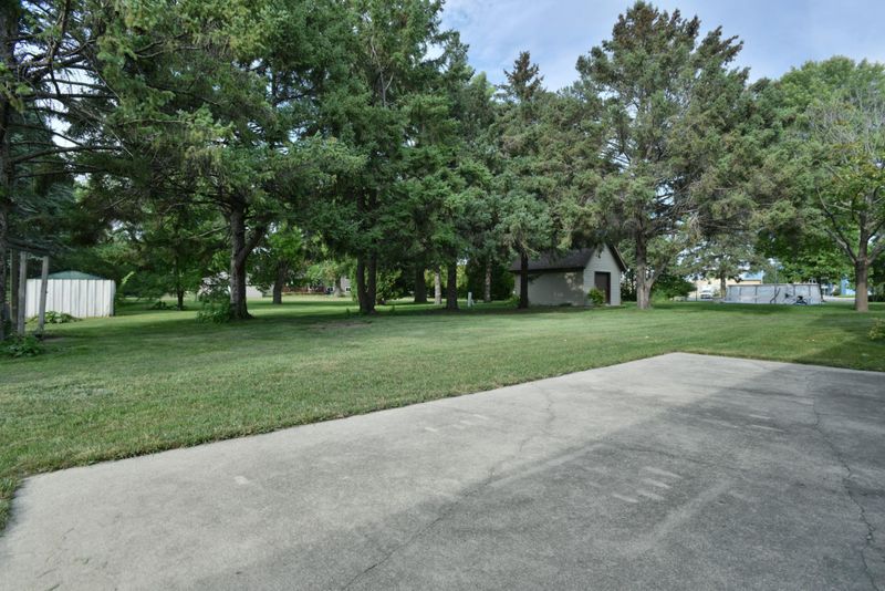 1900 20th Ave SW, Willmar, MN 56201