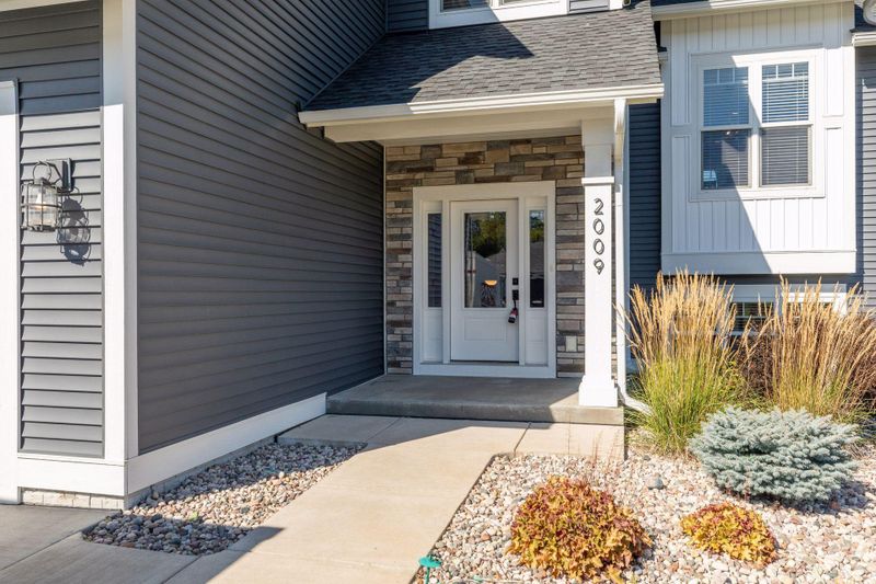 2009 Michael Ln, River Falls, WI 54022