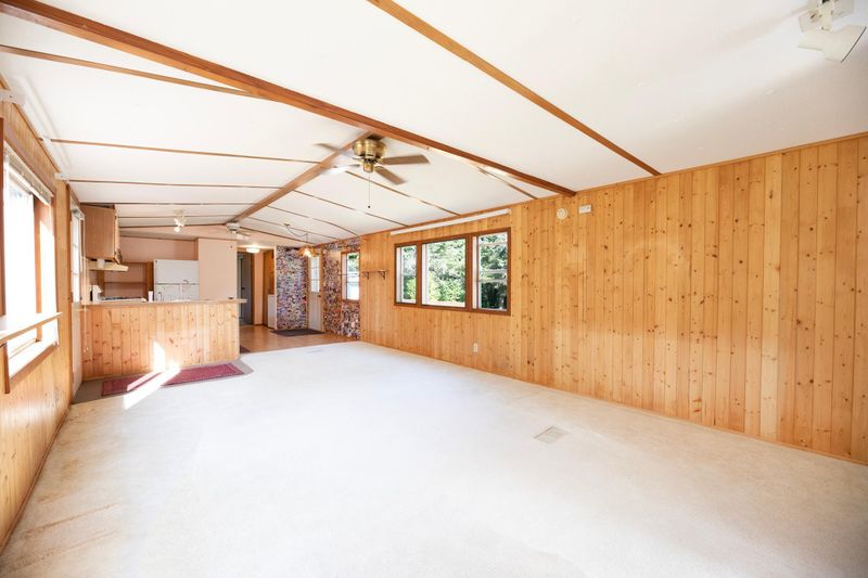4331 W Calvary Rd, Duluth, MN 55803