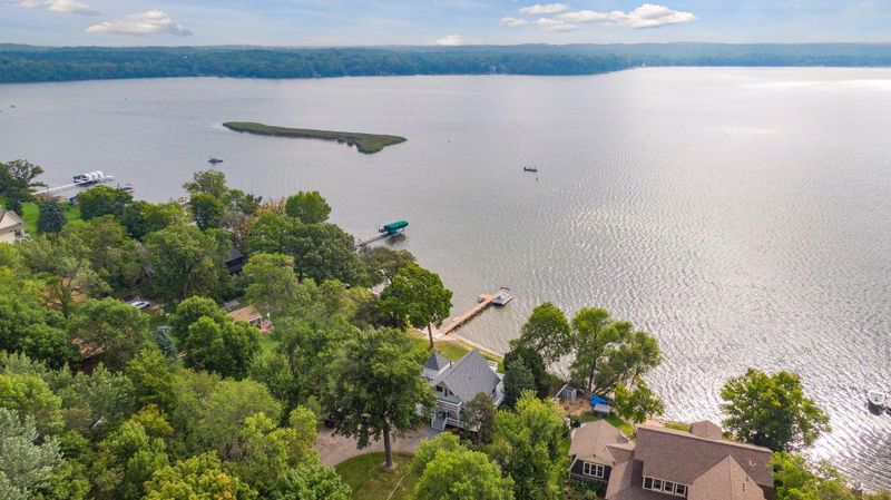 2894 Lindgren Ln, Independence, MN 55359