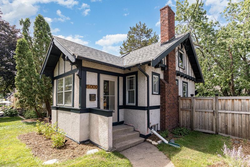 5000 Abbott Ave S, Minneapolis, MN 55410