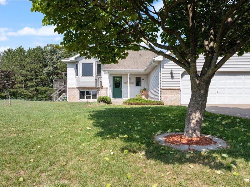 34570 Ivan Ave, Stacy, MN 55079