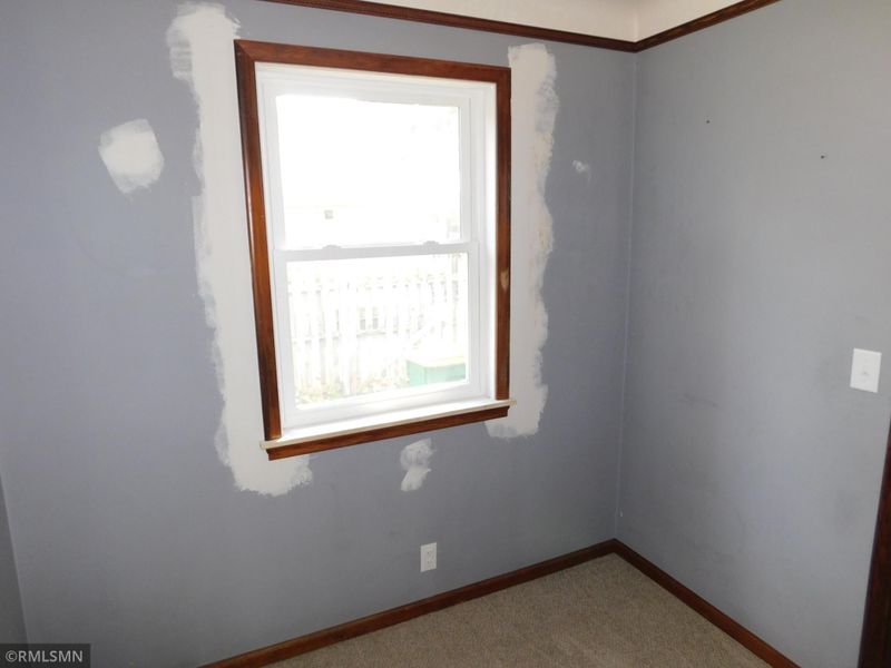 5521 Girard Ave N, Brooklyn Center, MN 55430
