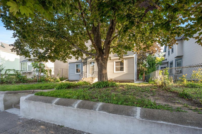 845 Cook Ave E, Saint Paul, MN 55106