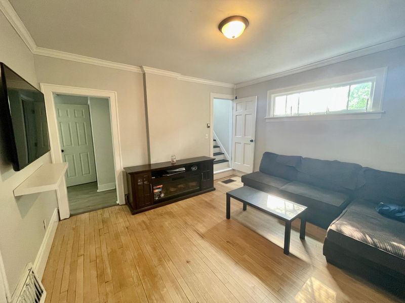 238 Annapolis St E, West Saint Paul, MN 55118
