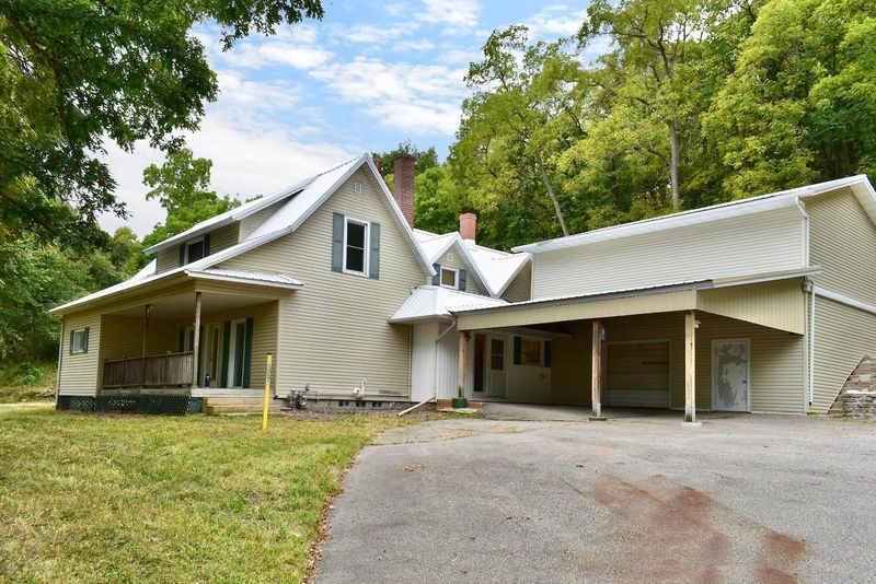 204 W Grove St, Rushford, MN 55971