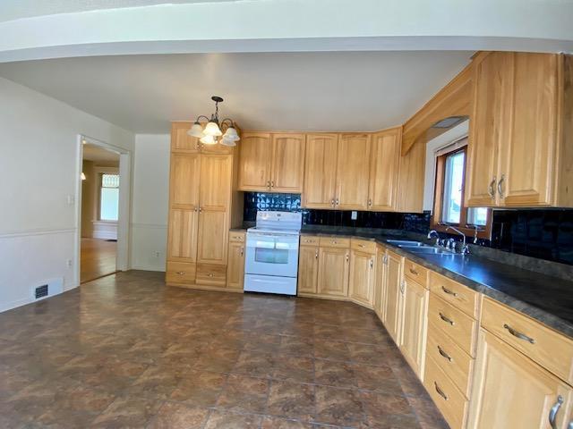 140 Center St S, Utica, MN 55979