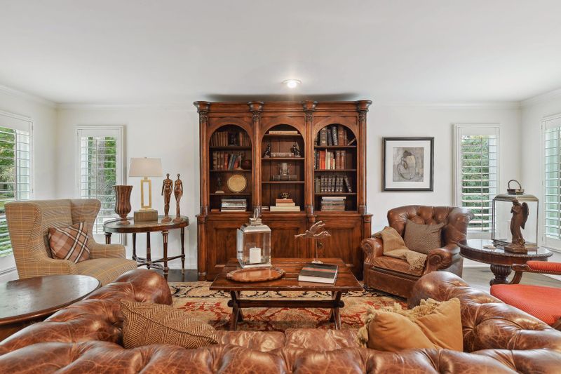 5208 Ridge Rd, Edina, MN 55436