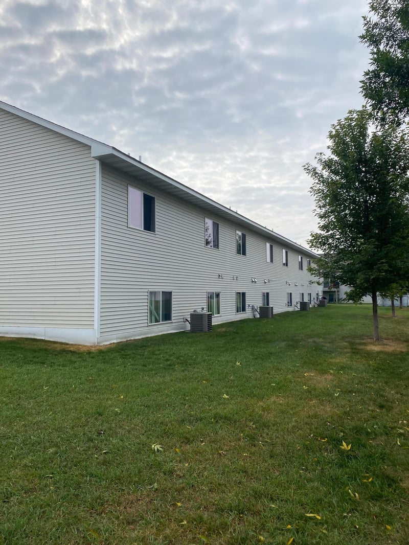1603 15th Ave N, Princeton, MN 55371