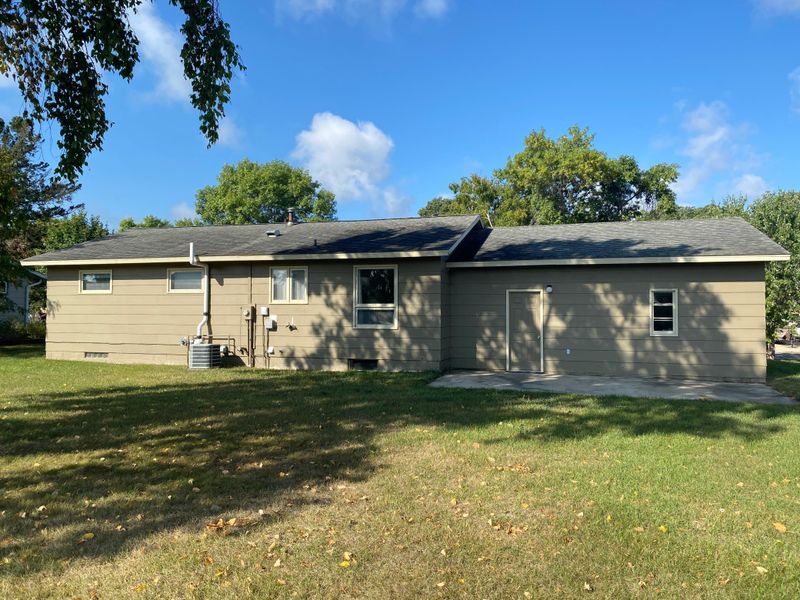 1018 10th St SW, Wadena, MN 56482