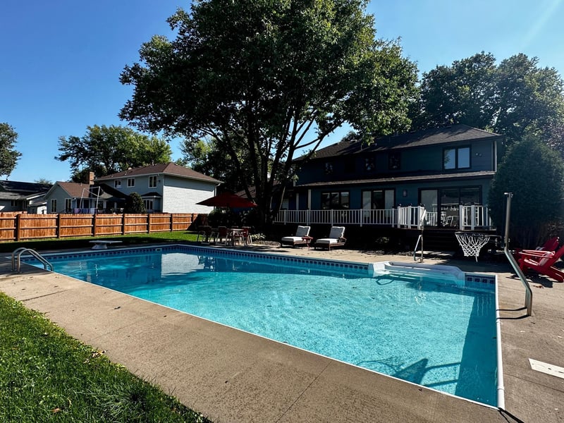 130 Maryland Ave S, Golden Valley, MN 55426