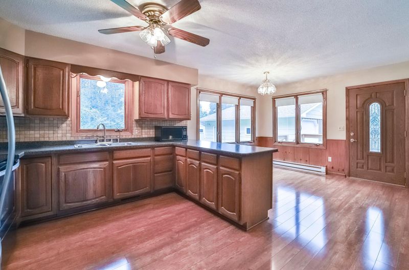 4501 Pine Beach Rd, Brainerd, MN 56401