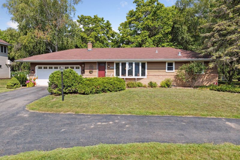 17870 Evenston Rd, Eden Prairie, MN 55346