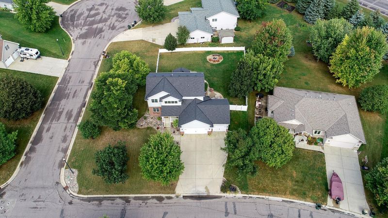 1285 Heritage Ave NW, Hutchinson, MN 55350