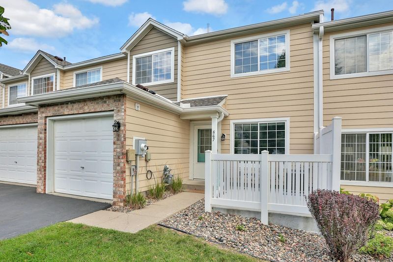 567 Mariner Way, Woodbury, MN 55129
