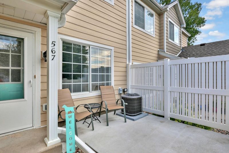 567 Mariner Way, Woodbury, MN 55129